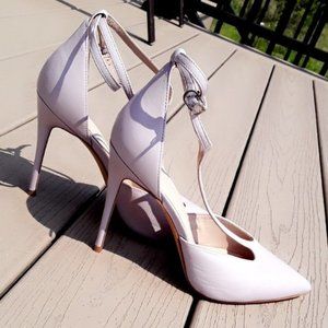 Lilac Pointy Toe Heels